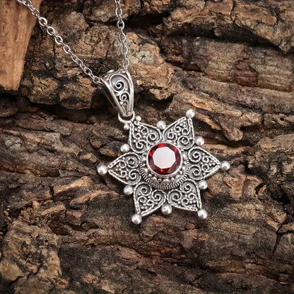 Argent Rubis Étoile Collier à Pendentif