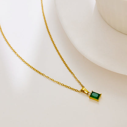Emi Vert Collier