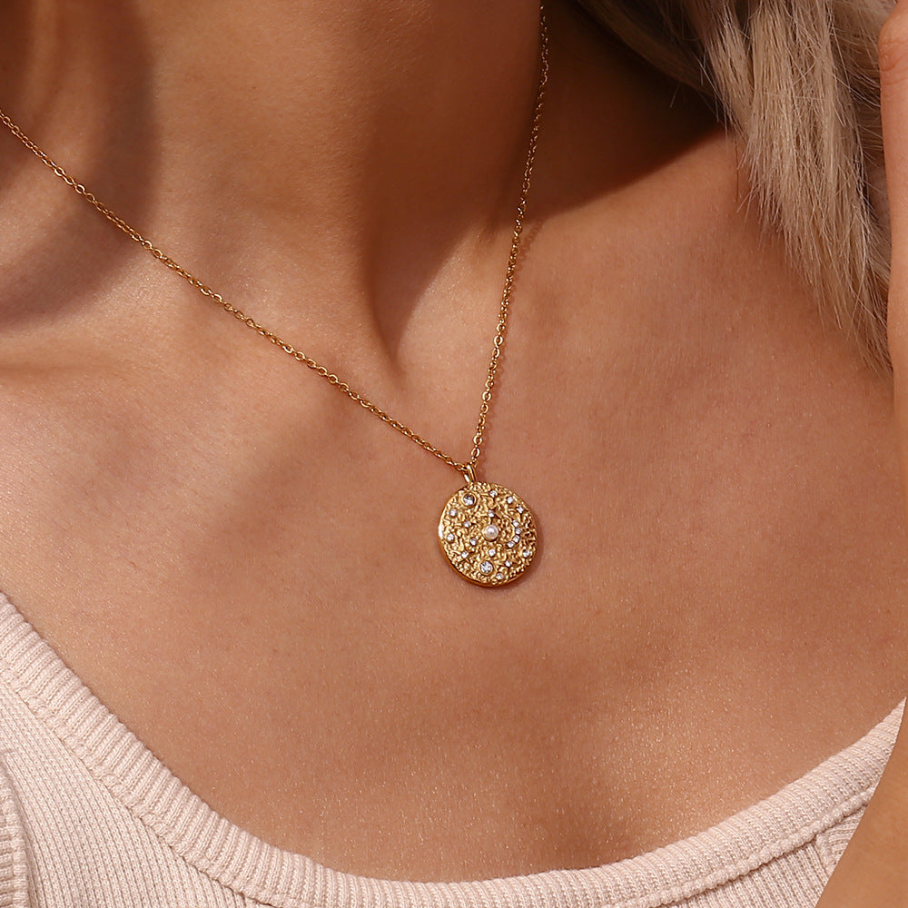 Leilani Cosmique Collier