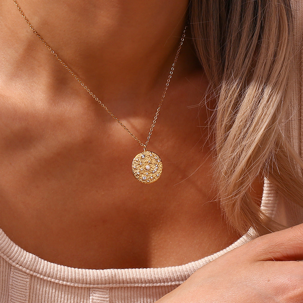 Leilani Cosmique Collier